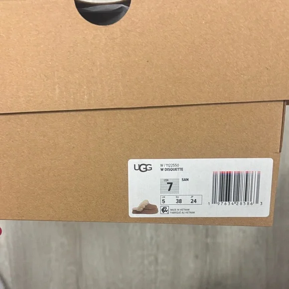 UGG Disquette Women Slippers - Picture 2 of 3